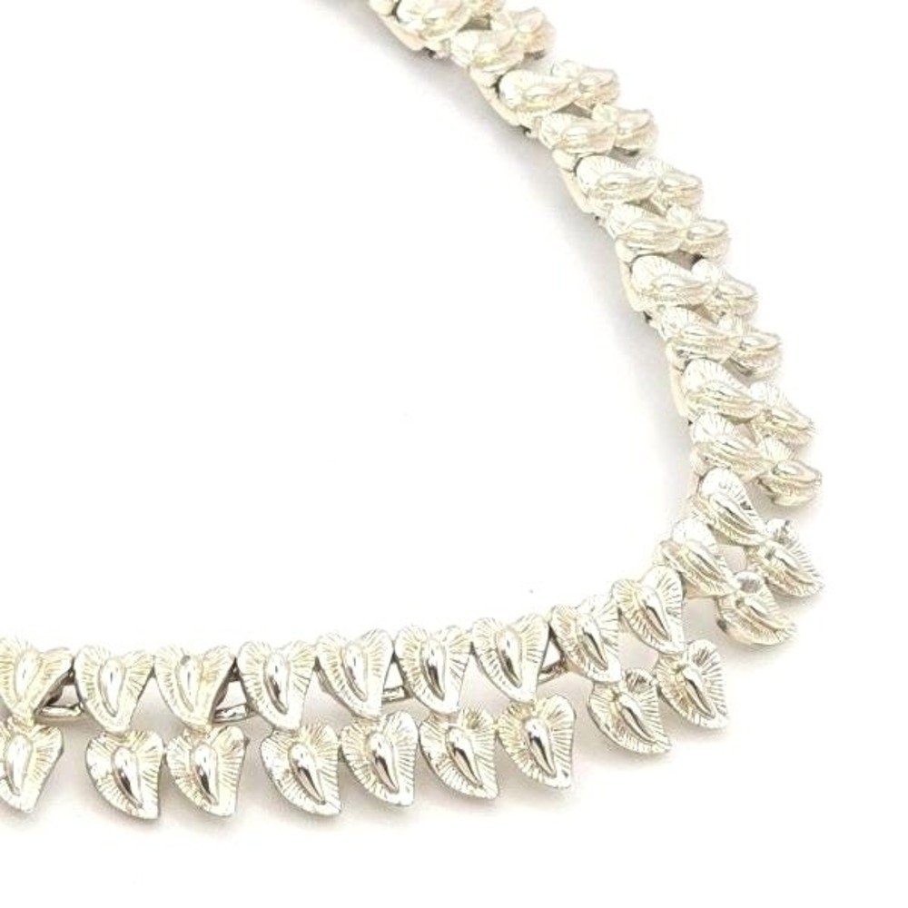 Vintage Coro Two Tone Wide‎ Leaf Patterned Necklace Chain Clasp Choker - Signed